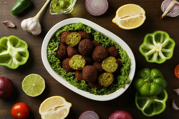 Comment préparer des falafels croustillants au four sans friture?